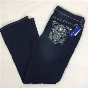 Apt 9 16W jeans. RePosh